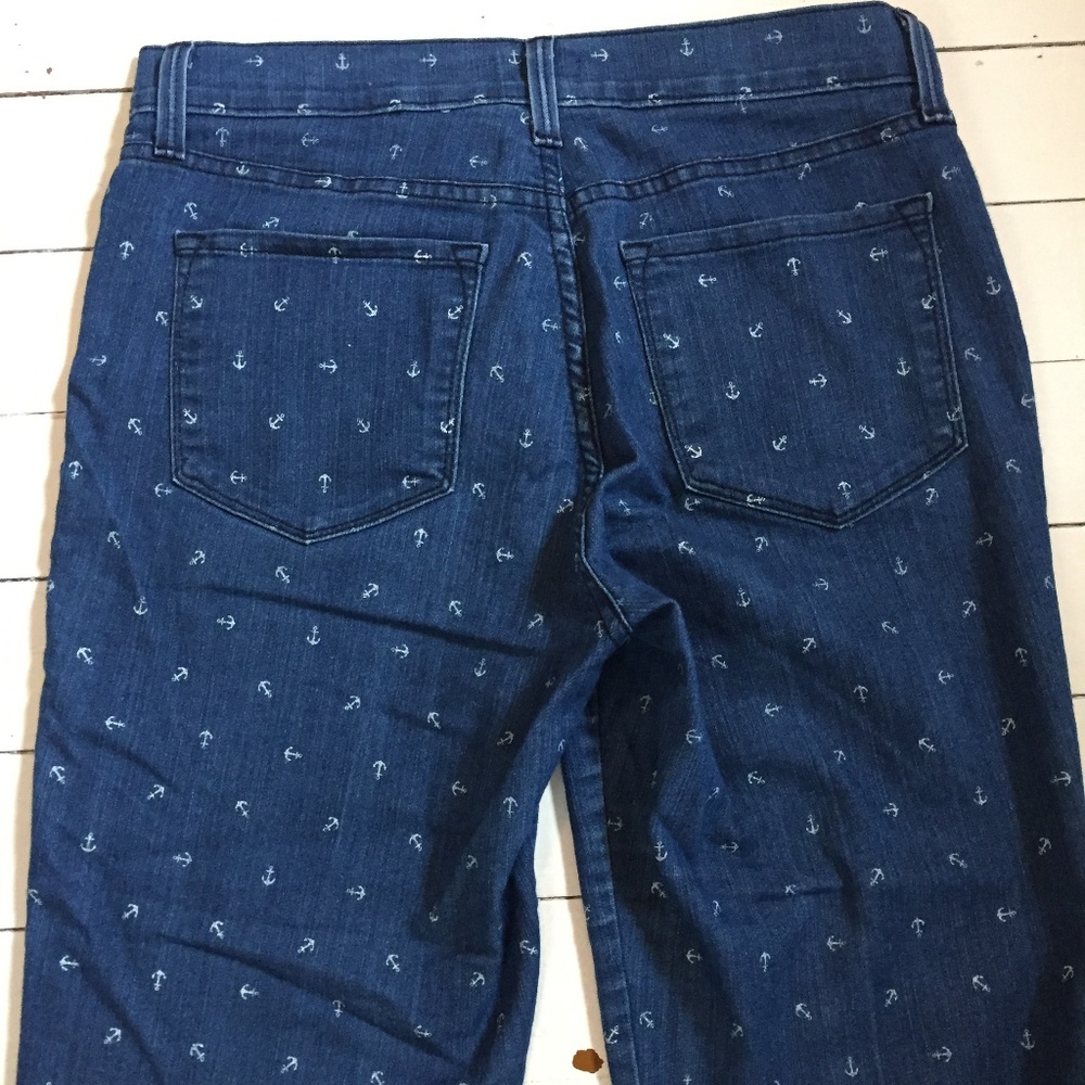 NYDJ Denim Capri/Crop Pant with Anchor Print - Picture 6 of 6